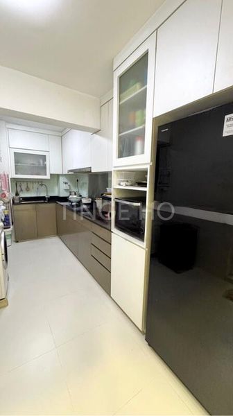 5 Room (5I) HDB for Sale in  716 Ang Mo Kio Avenue 6 - Image 1
